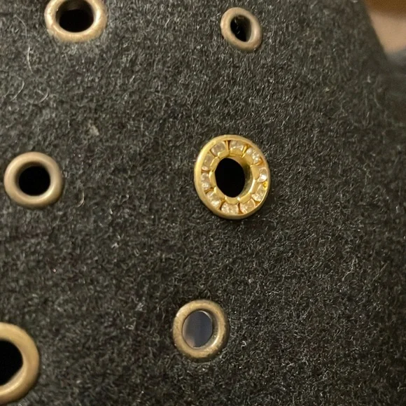 Black Felt Fedora - Picture 4 of 4